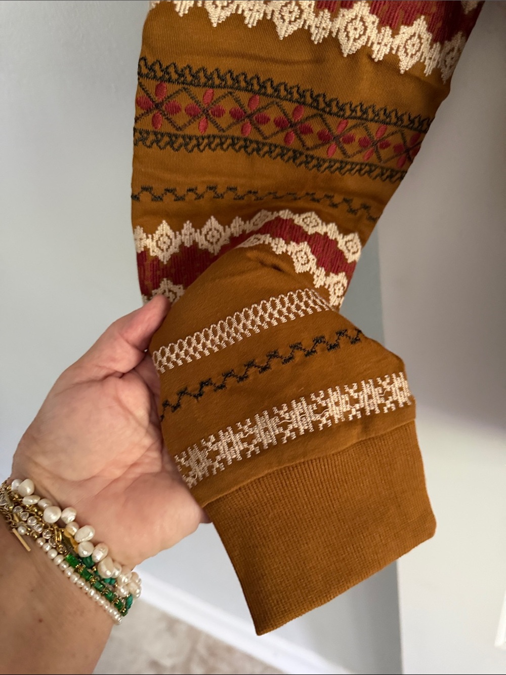 Crewneck Sweater in Mustard with embroidered Patterned Sleeves - Picture 3 of 8